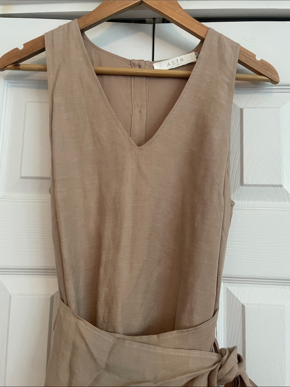 New Astr the Label Odette Linen Blend Wrap Dress size Small - Picture 7 of 12
